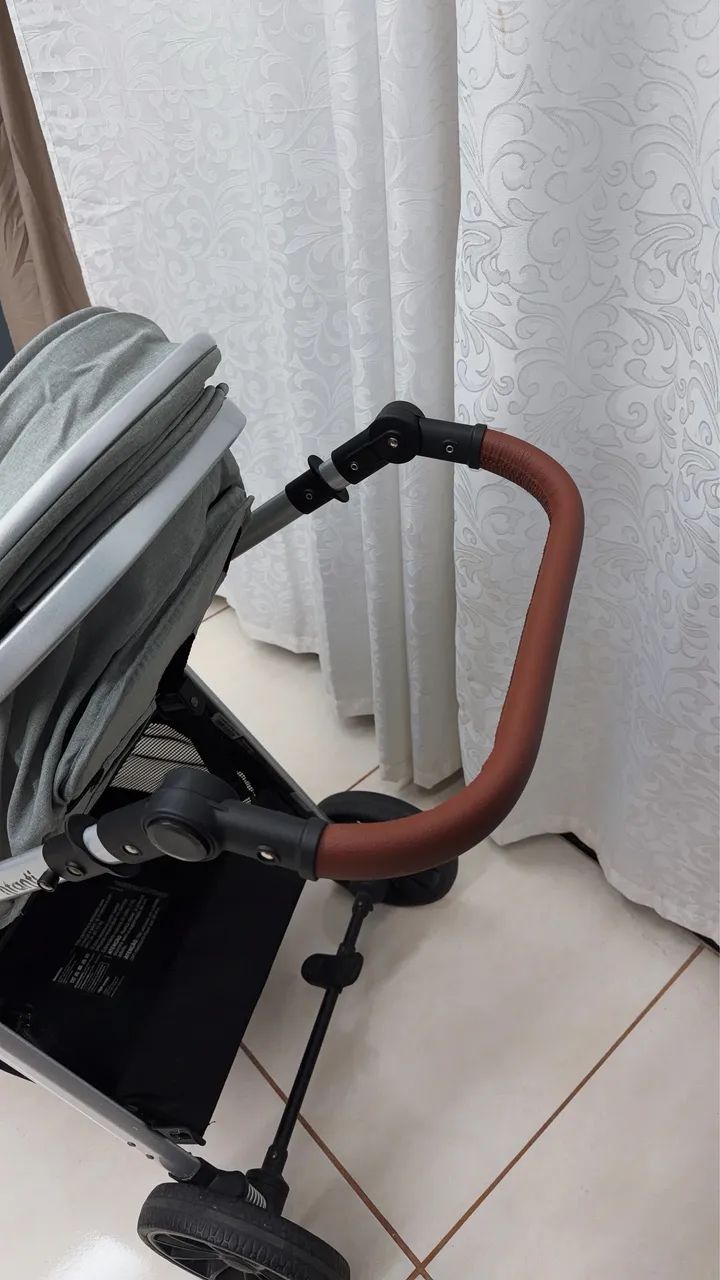 Vendo carrinho de bebê da marca Intanti - Foto 2