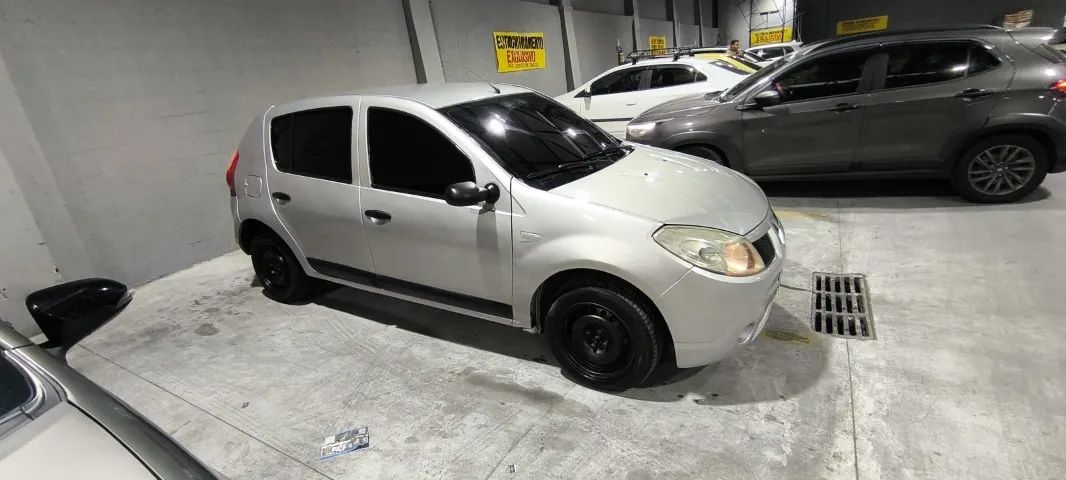 Renault Sandero EXPRESSION HI-FLEX 1.6 8V 5P 2011