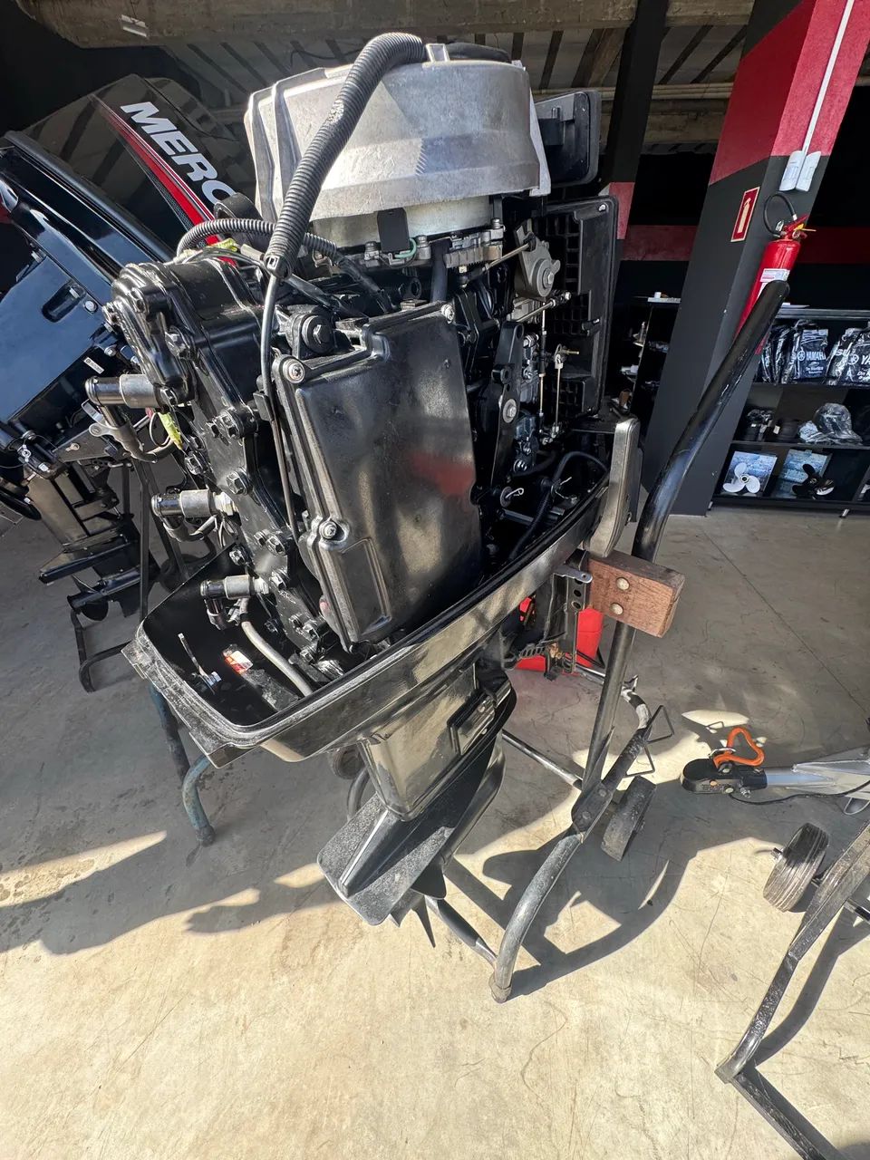 Motor de popa 40 HP - Foto 4