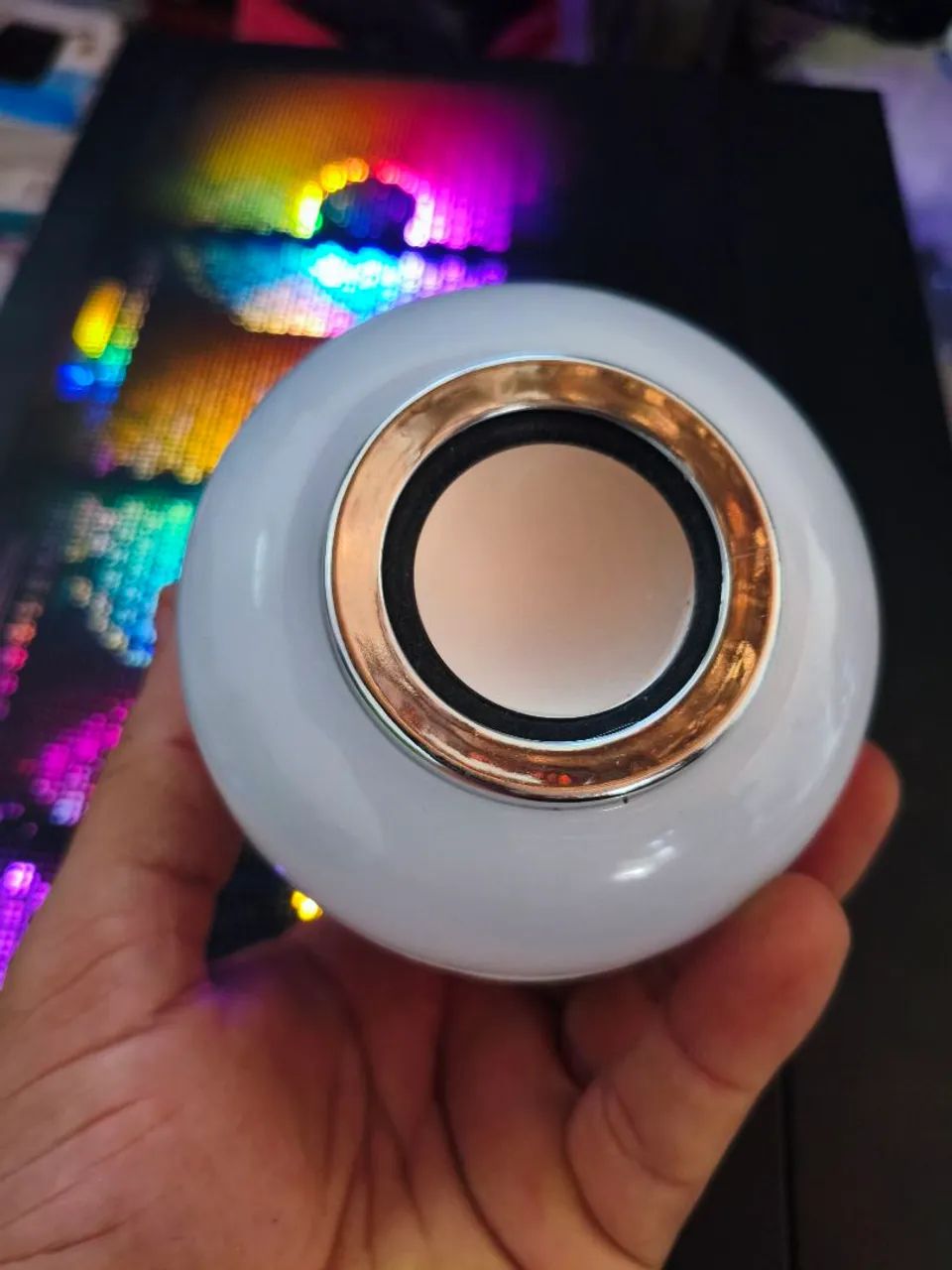 Lâmpada LED com alto-falante Bluetooth - Foto 2
