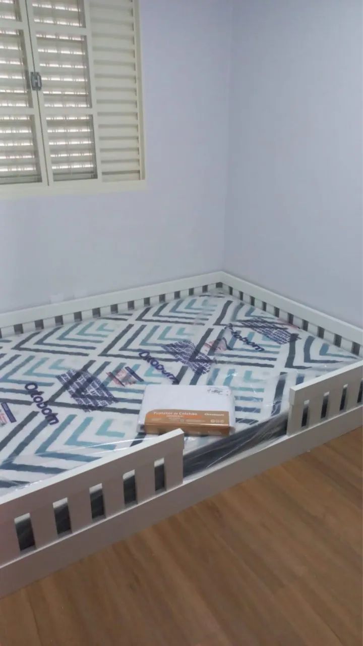 Cama casal planejada.