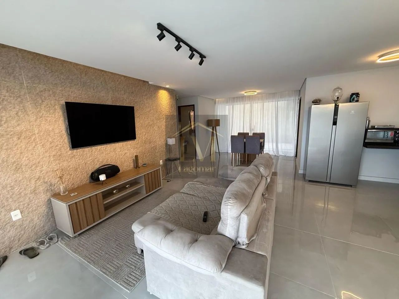 Casa a venda com piscina e ótimo acabamento - Foto 2