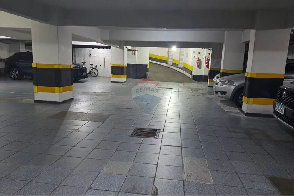 Vaga de garagem Comercial. Bairro Centro. Curitiba. PR