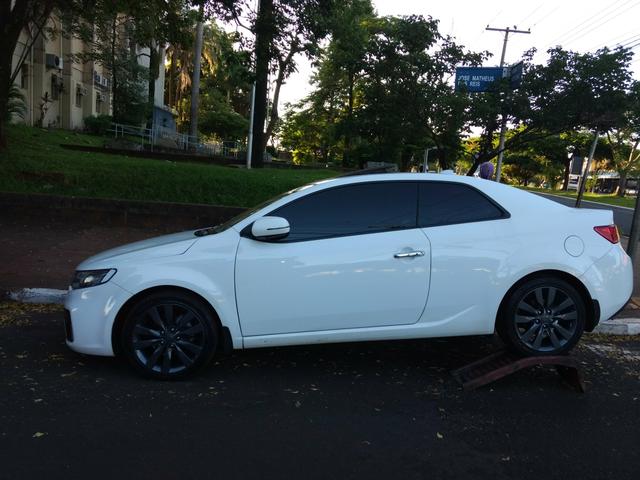 KIA MOTORS CERATO KOUP 2.0 16V AUT. 2011 - 562193647  OLX