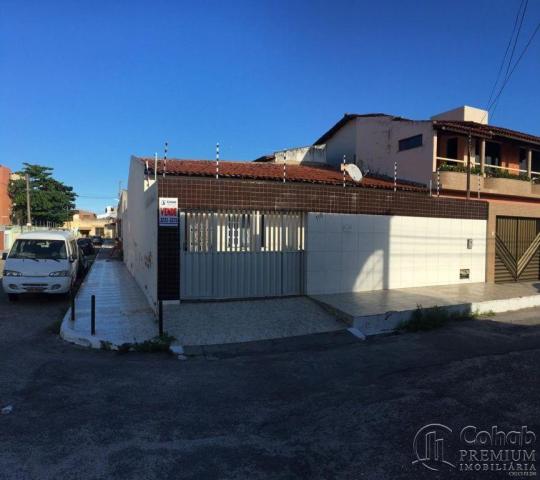 Casa no bairro orlando dantas, prox. praça da feira.