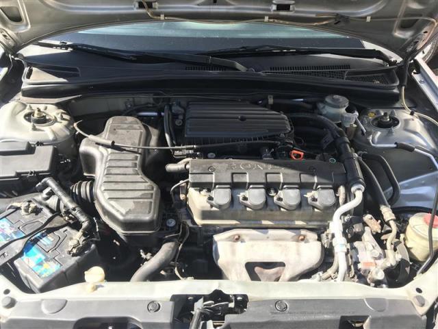 HONDA CIVIC 1.7 LX 16V GASOLINA 4P MANUAL 122000 km impecável - Foto 6