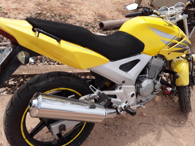 Vende-se Moto Twister 2007 - Foto 5