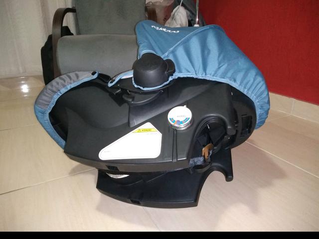 Bebê conforto com pouco uso