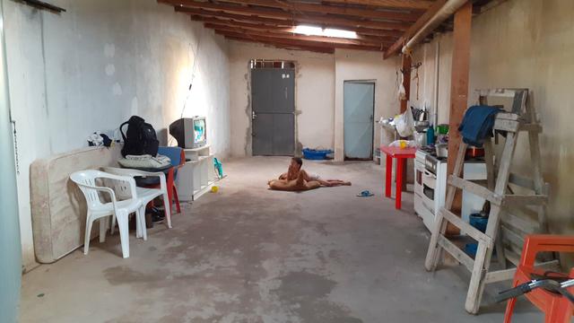 Vende-se está casa com um comércio,3banheiros,5comodos,2garagem.(bairro S.H) - Foto 5