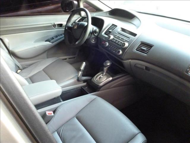 Honda Civic 1.8 Lxs 16v - Foto 5