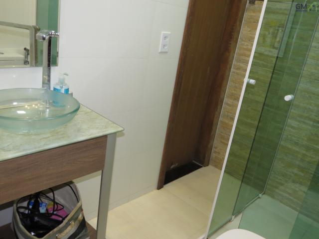 Oportunidade!! casa com 3 quartos / excelente localização / churrasqueira / toda no porcel - Foto 12
