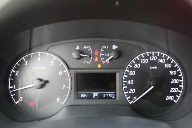 Nissan Sentra - Foto 7