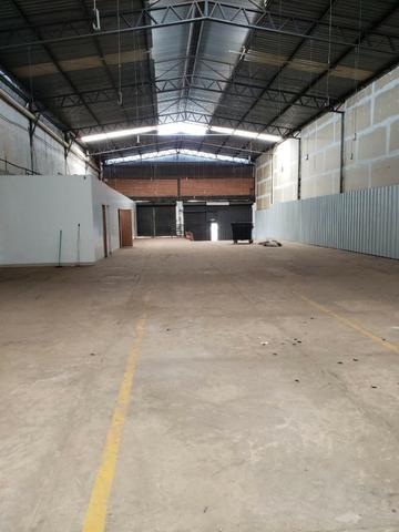 Alugo Galpão com área total de 1.200,00 m2, St. Vila Rosa na Av. Rio Verde - Foto 19