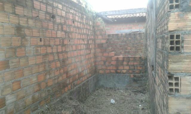 Vendo terreno com casa em construção - Foto 2