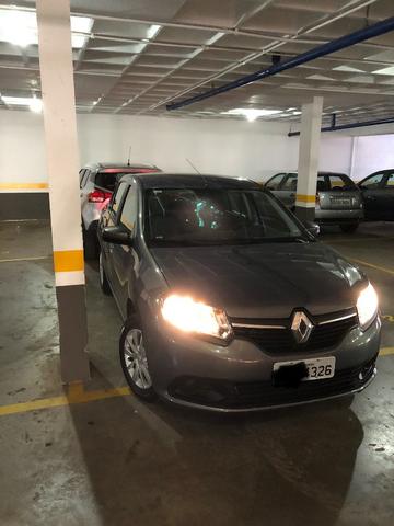 Renault Logan 1.6 Expression Flex 2018 - Foto 13