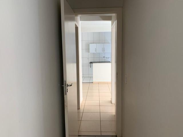 Apartamento com 2 Quartos - Res. Vila Bella - Foto 12