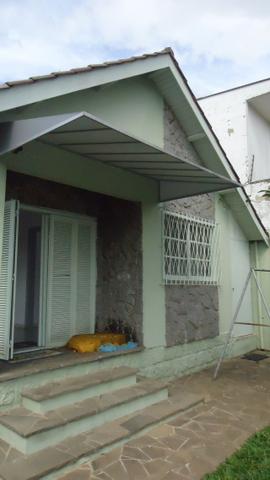 Ótima casa 3 dormitórios com vaga no Cristal próximo Avenida Icaraí