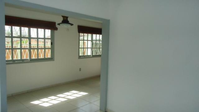 Ótima casa 3 dormitórios com vaga no Cristal próximo Avenida Icaraí - Foto 4