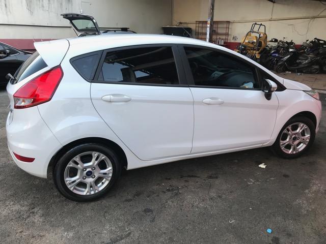 Ford New Fiesta 2014 Branco 1.5 SE - Foto 3