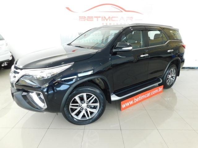 Toyota Hilux SW4 SRV 2.8 Diesel - Foto 5