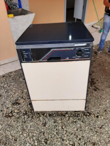 Máquina de lavar louça