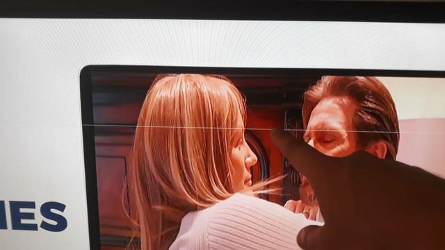 Vendo TV Samsung 32 POL Com Defeito na Tela - Foto 2