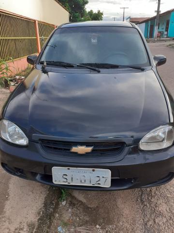 Vende-se esse corsa clássic ou troca em moto pego dinheiro tbem ano 2009/2010 - Foto 2