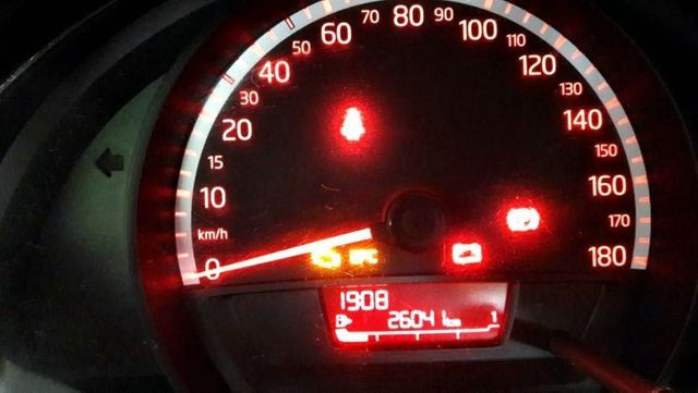 VW Up 1.0 Take 2018, Completo, top q gol mobi ka hb20 onix - Foto 8