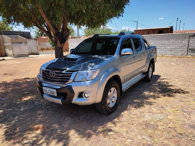 HILUX 2014/2015 EXTRA.