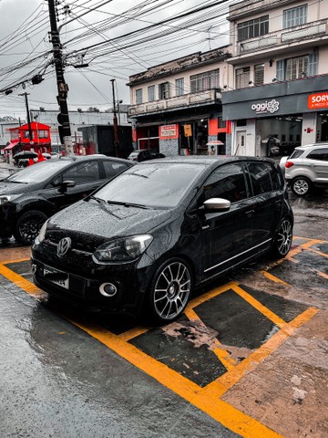 VOLKSWAGEN UP TSI RBW