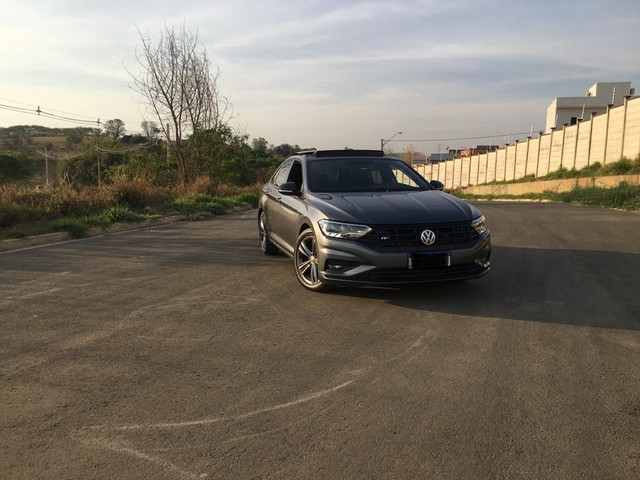 VW JETTA R LINE 2019
