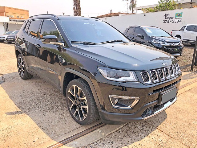 JEEP COMPASS 2.0 LIMITED HIGHTEC 2018 NA GARANTIA ATÉ 2023