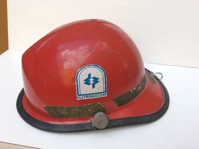 capacete de bombeiro antigo - Foto 3