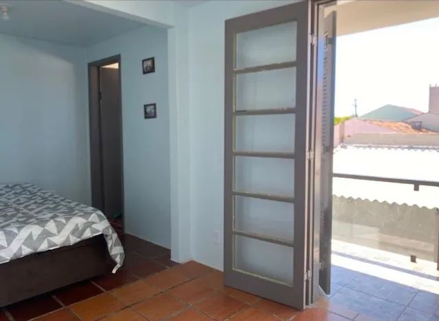 Casa para aluguel possui 324 metros quadrados com 4 quartos em Balneário Costa Azul - Mati