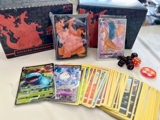 Pokémon TCG: Box Coleção SWSH3.5 Caminho do Campeão - Ginásio de Ballonlea ( Fada) - Pokémon Company - Deck de Cartas - Magazine Luiza