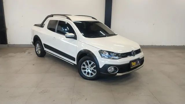 Comprar Picape Volkswagen Saveiro 1.6 16v G6 Cross Cabine Dupla Flex Prata  2016 em São Carlos-SP