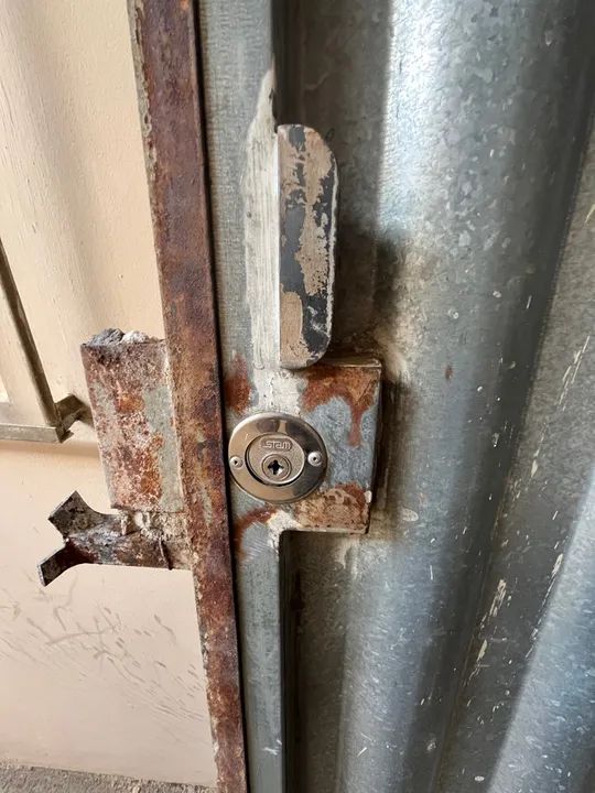 Portão de Ferro com Fechadura - Foto 2