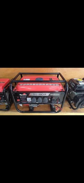 GERADOR A GASOLINA 3.1KVA 127/220V TOYAMA