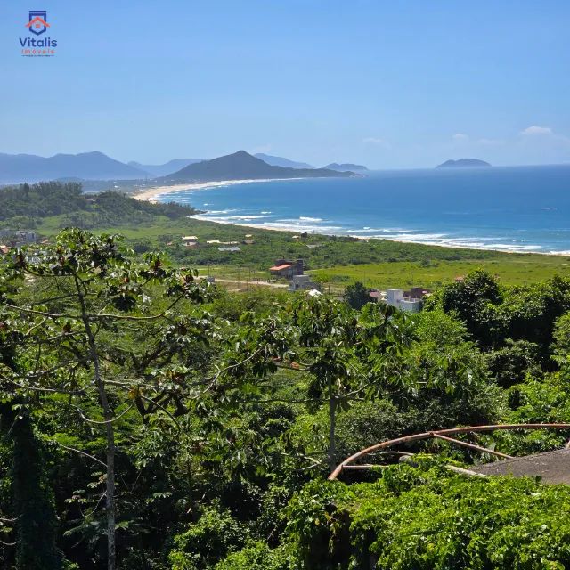 02 casas á venda situada na Praia da Gamboa -SC