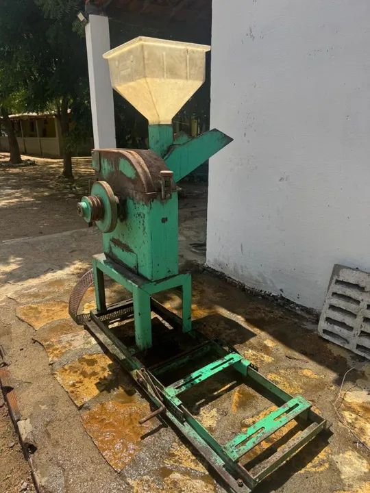 Moinho de grãos usado , Nogueira 4 - Foto 2