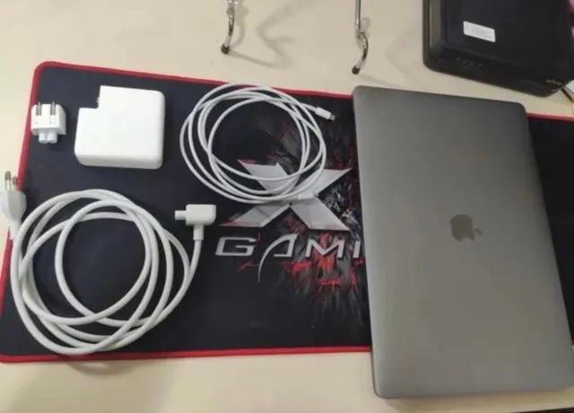 Macbook Pro Touch Bar 15 17 3,1 512gb 16gb Gpu 4gb 2017 