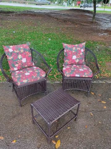 Armchairs64985850570497122