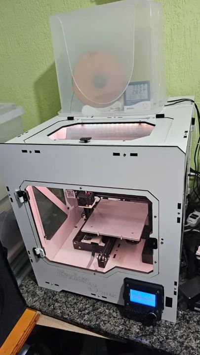 Impressora 3d Ender 3 com upgrades e gabinete - Foto 3