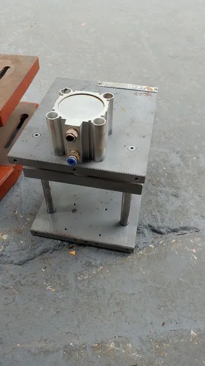 Prensa pneumática 600 quilos 