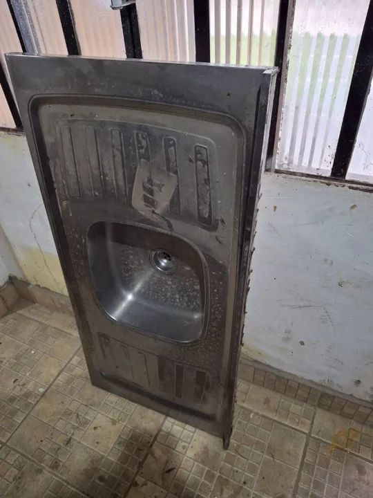 Janelas de alumínio, Pia c/ Vaso e Pia inox de cozinha - Foto 5