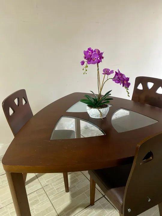 Mesa de Jantar Triangular madeira maciça   - Foto 4