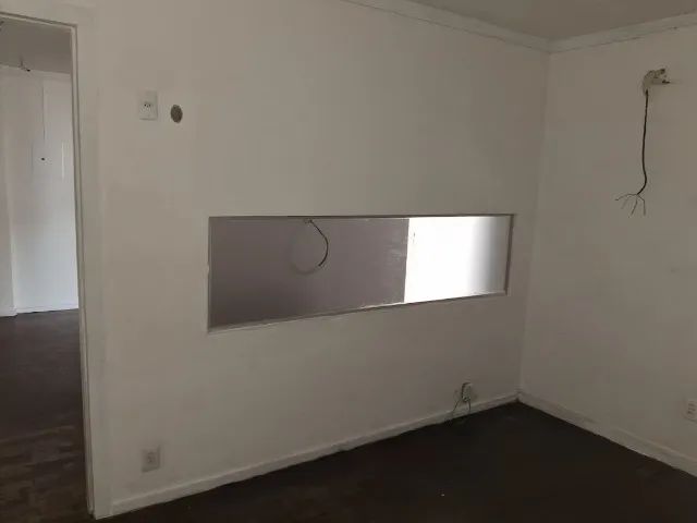 Sala Com. no Ed Infante de Sagres med. 70 m² - Foto 3