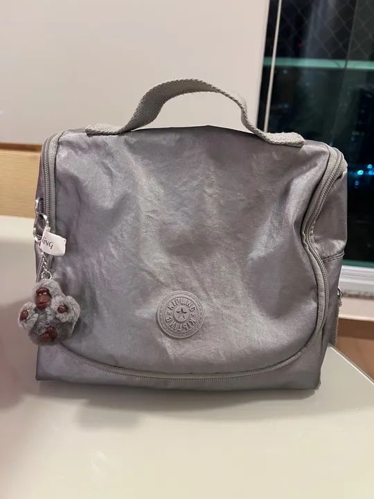 Lancheiras Kipling New Kichirou Prata