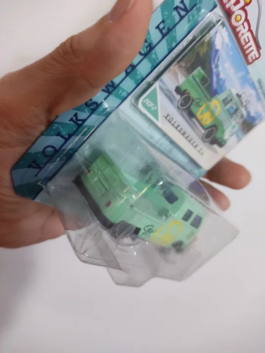 Majorette Volkswagen Kombi T1 caminhonete com prancha de surf  - Foto 3