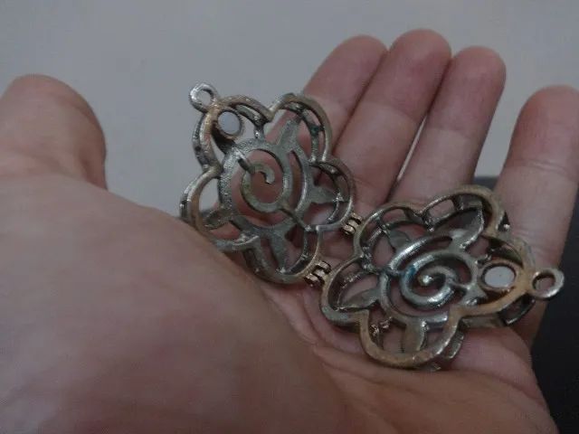 Medalhao porta objetos Anos 80 - Foto 4